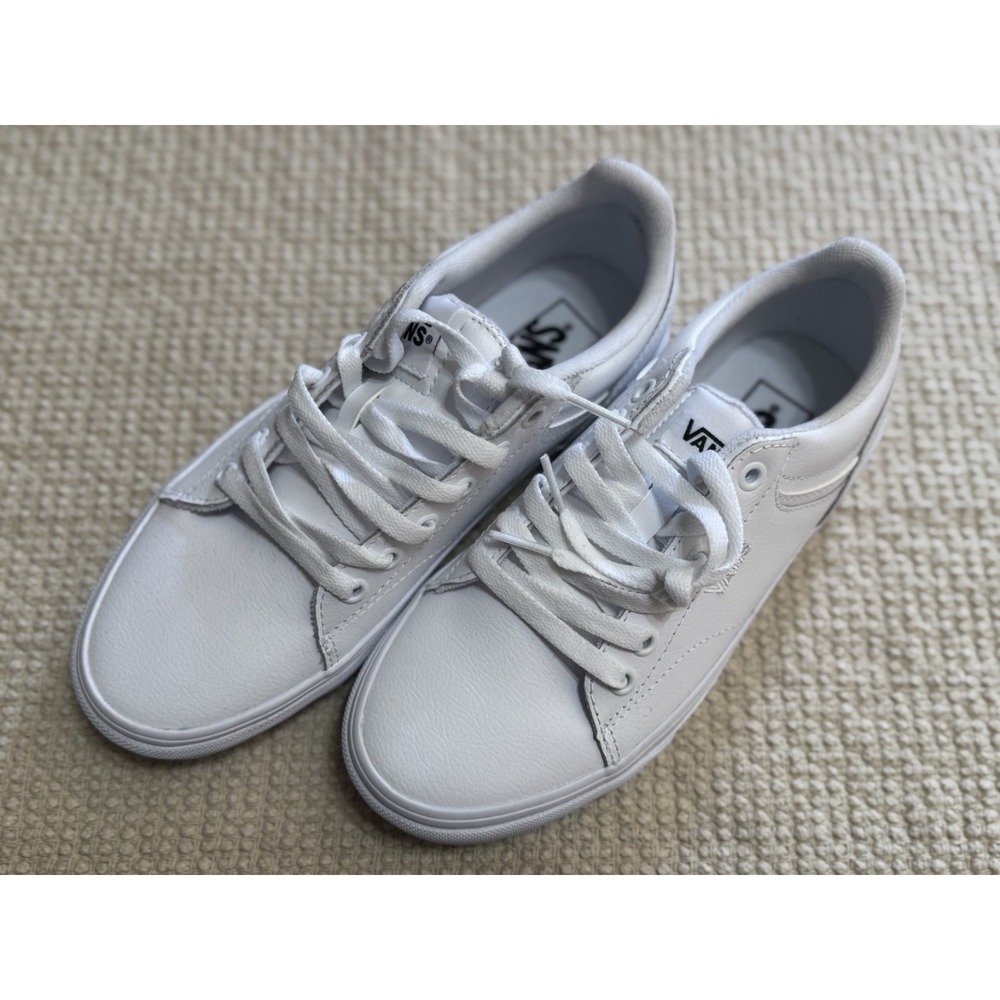 Vans Seldan Men's White Leather Low Top Sneakers Size 7 VN0A4TZE05R NWOB